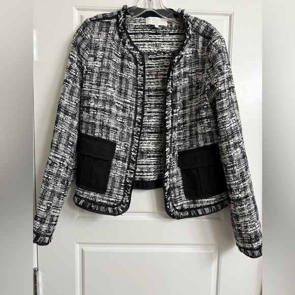 Escada Black,White Textured Lady Jacket with Fringe Details and Pockets Polished - Picture 12 of 12